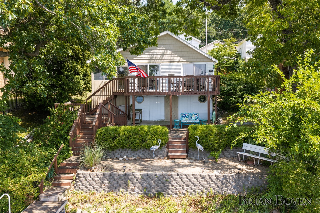 2nd image of 8705 Je Ne Be Dr, Rockford, MI 49341 | MLS# 70549358