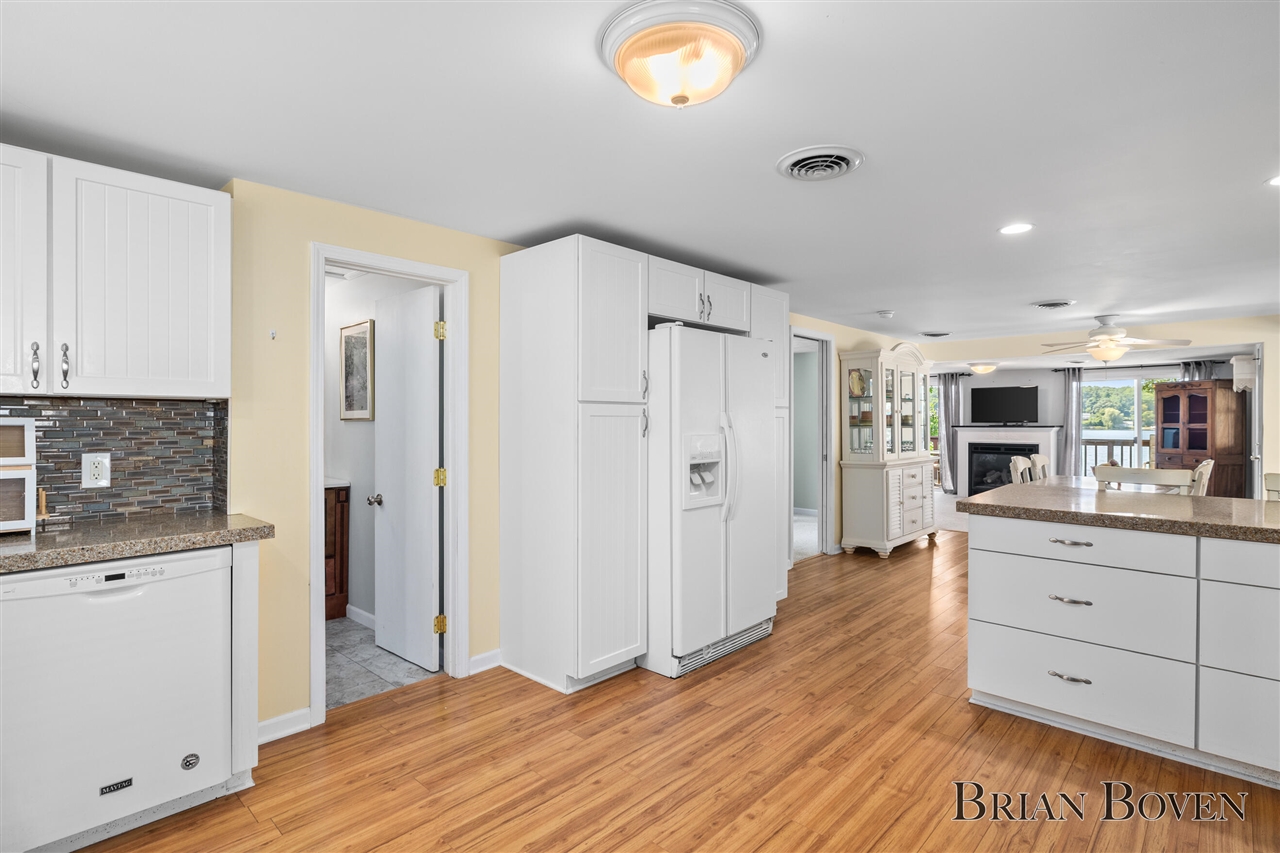 4th image of 8705 Je-Ne-Be Dr, Rockford, MI 49341 | MLS# 70549358