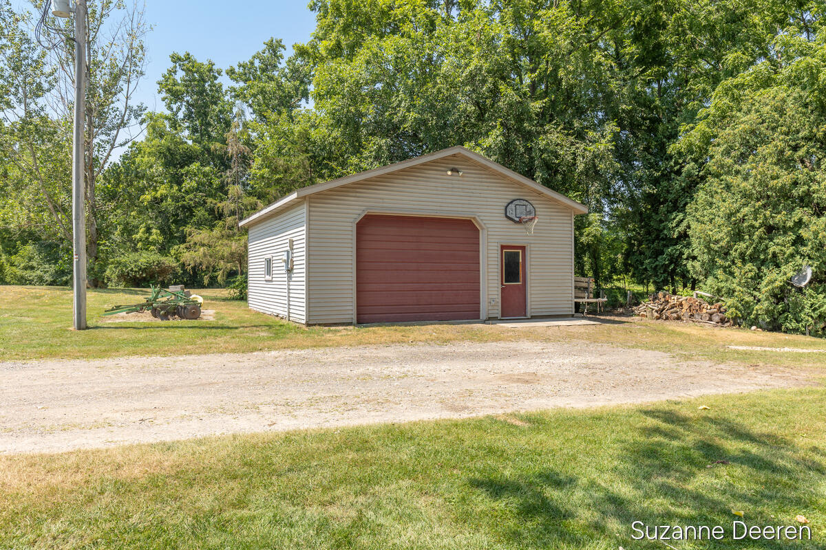 3rd image of 6378 Portland Rd, Saranac, MI 48881 | MLS# 70549362