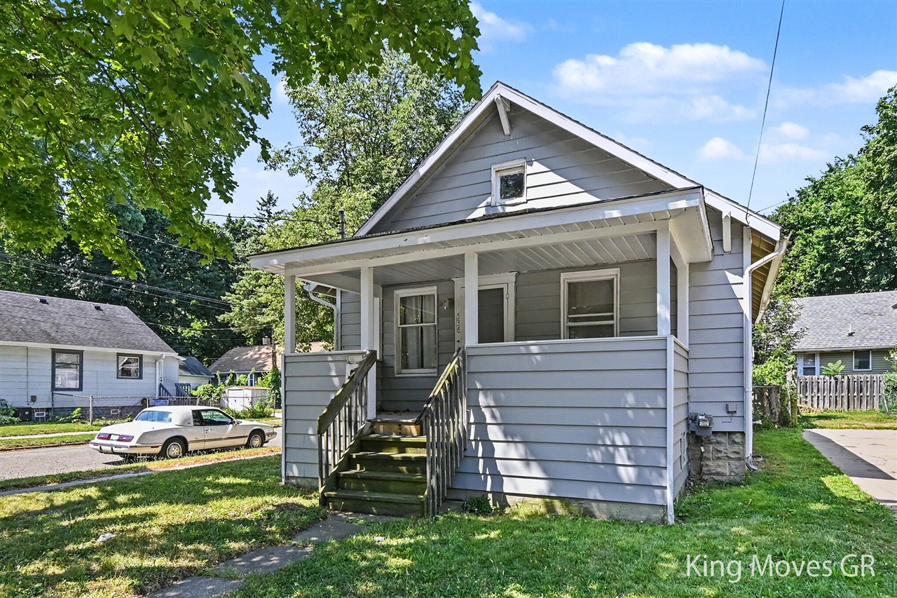2nd image of 536 Shepard St, Lansing, MI 48912 | MLS# 70549426