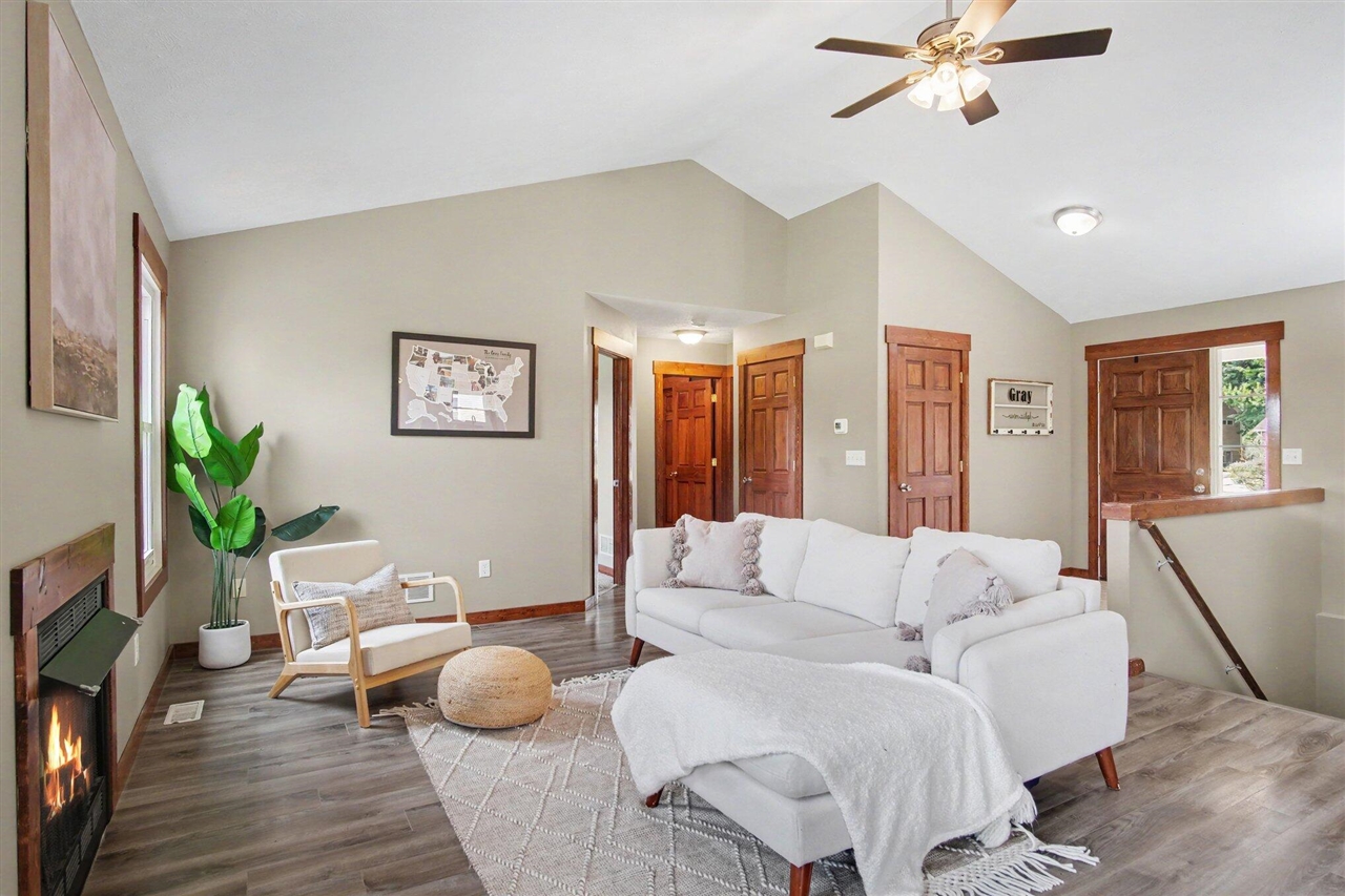 5th image of 3476 Lindsey Ln, Zeeland, MI 49464 | MLS# 70549431