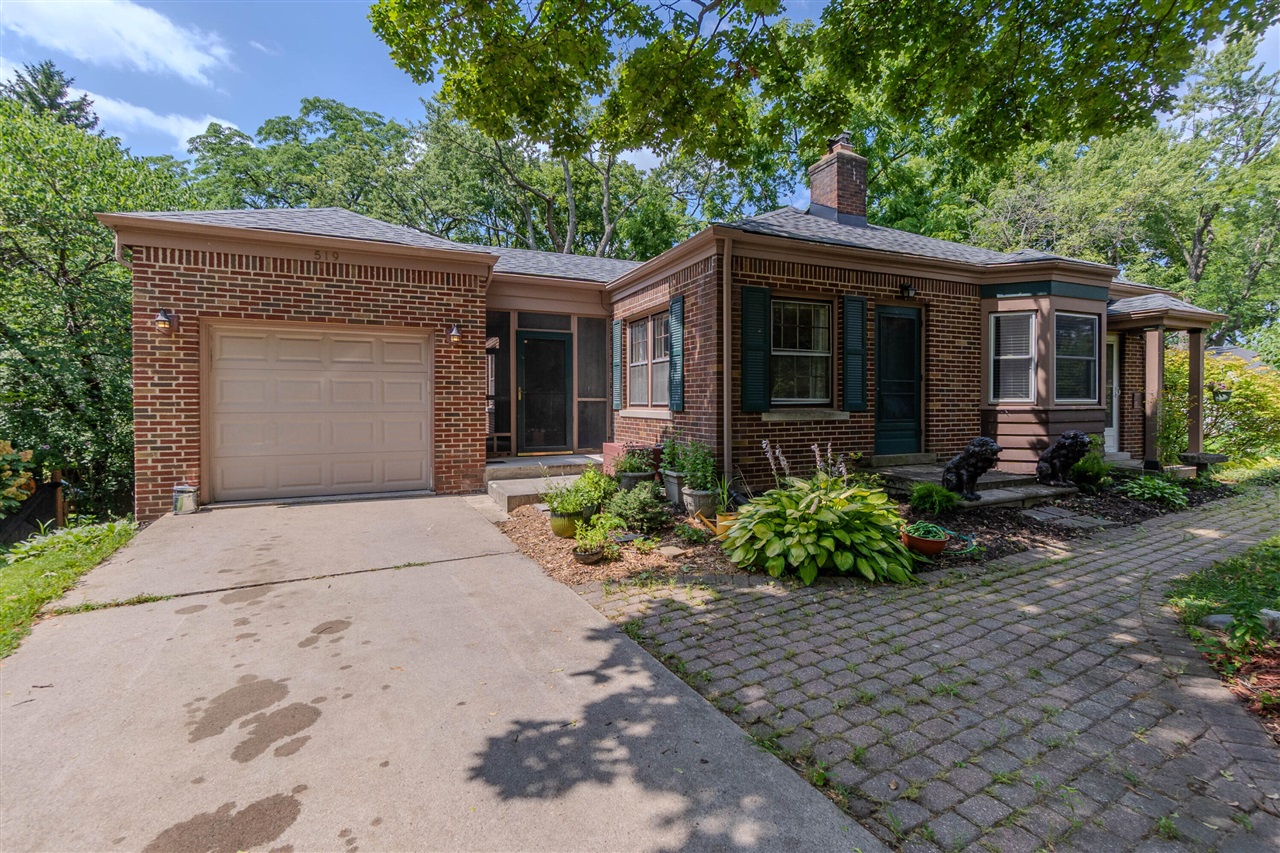 2nd image of 519 Fairview Cir, Ypsilanti, MI 48197 | MLS# 70549459