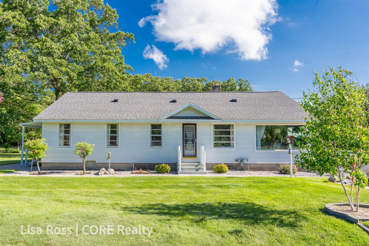 1st image of 7601 E Apple Ave, Muskegon, MI 49442 | MLS# 70549475