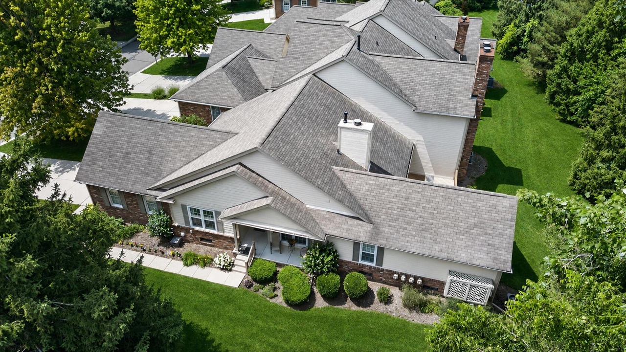 1st image of 39628 Village Run Dr, Northville, MI 48168 | MLS# 70549484
