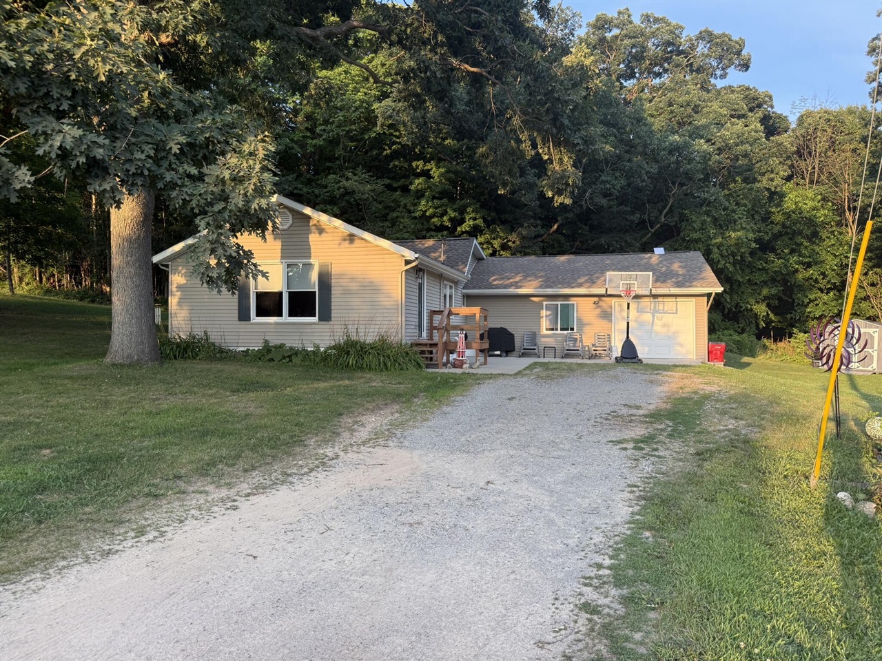1st image of 10456 S Ferris Ave, Grant, MI 49327 | MLS# 70549494