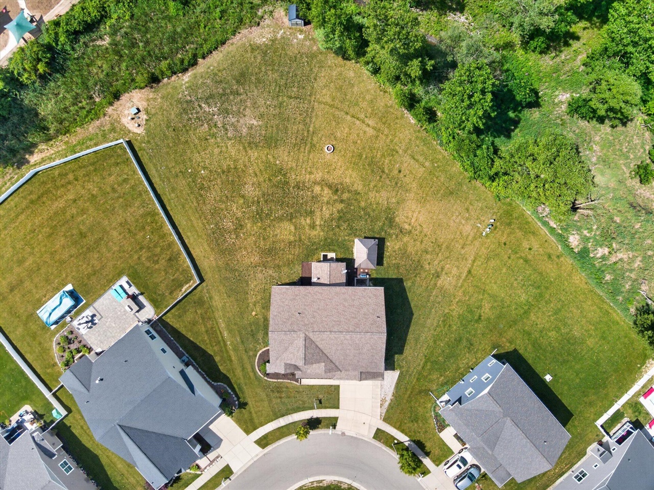 Photo 2 of Single family home for sale at 715 Buteo Dr, East Lansing, MI 48823 | MLS# 70549518 | Listing updated on 2026-09-03