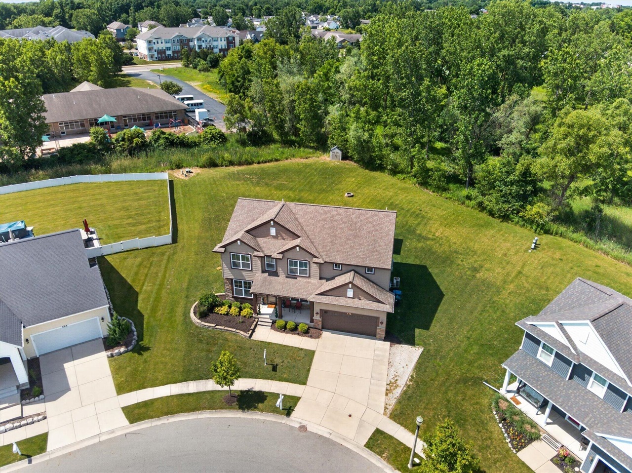 Photo 3 of Single family home for sale at 715 Buteo Dr, East Lansing, MI 48823 | MLS# 70549518 | Listing updated on 2026-09-03