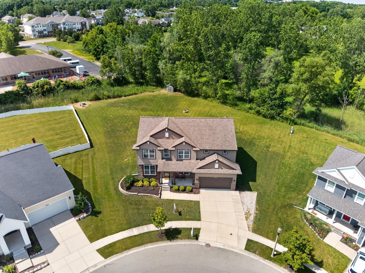 Photo 5 of Single family home for sale at 715 Buteo Dr, East Lansing, MI 48823 | MLS# 70549518 | Listing updated on 2026-09-03