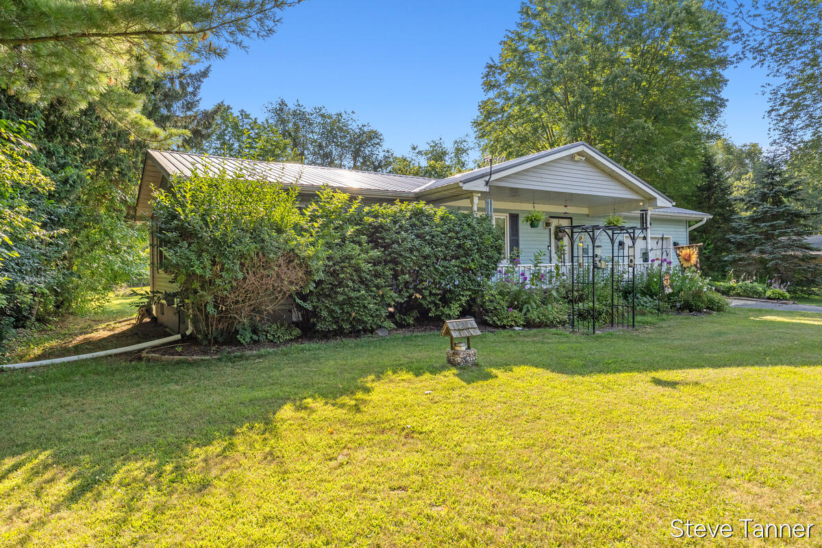 image of 3740 E Shore Dr, Stanton, MI 48888 | MLS# 70549524