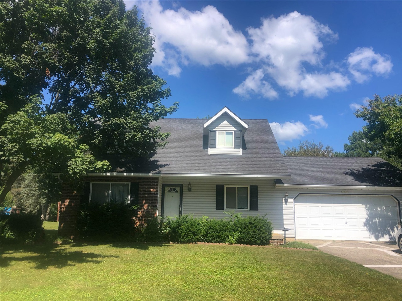 1st image of 445 Mansfield Dr, Lapeer, MI 48446 | MLS# 70549566
