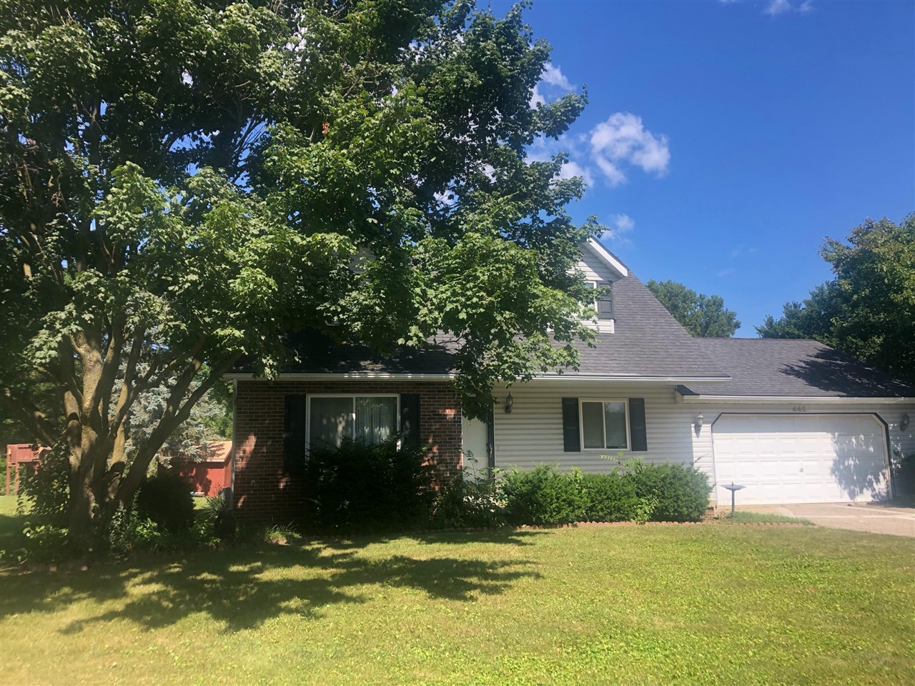 2nd image of 445 Mansfield Dr, Lapeer, MI 48446 | MLS# 70549566
