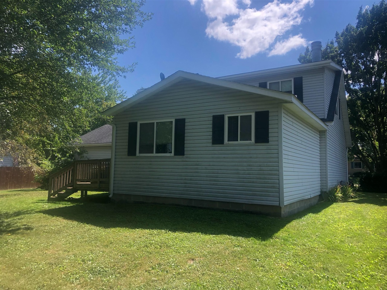 5th image of 445 Mansfield Dr, Lapeer, MI 48446 | MLS# 70549566