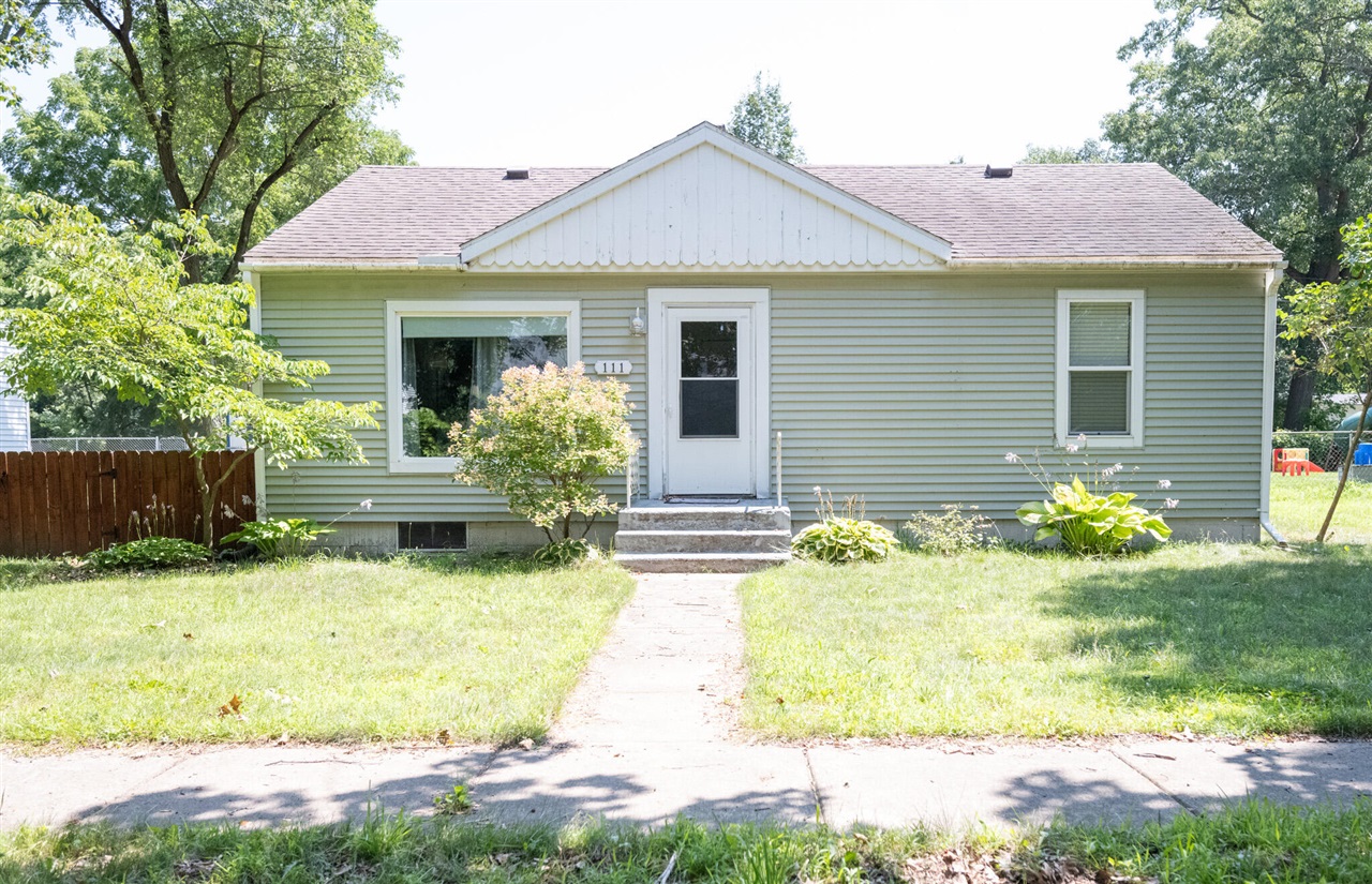 1st image of 111 S State St, Paw Paw, MI 49079 | MLS# 70549574