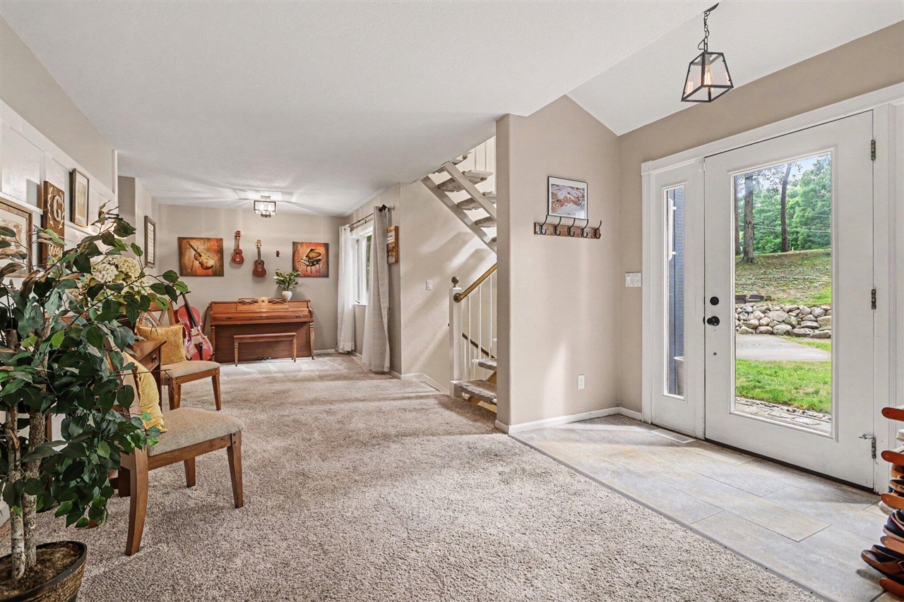 2nd image of 442 Railroad St, Concord, MI 49237 | MLS# 70549578