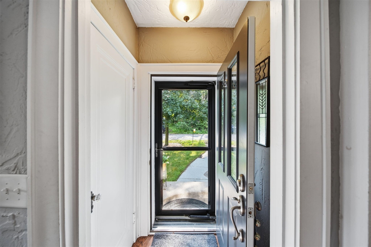 4th image of 204 Westover St, Ann Arbor, MI 48103 | MLS# 70549607