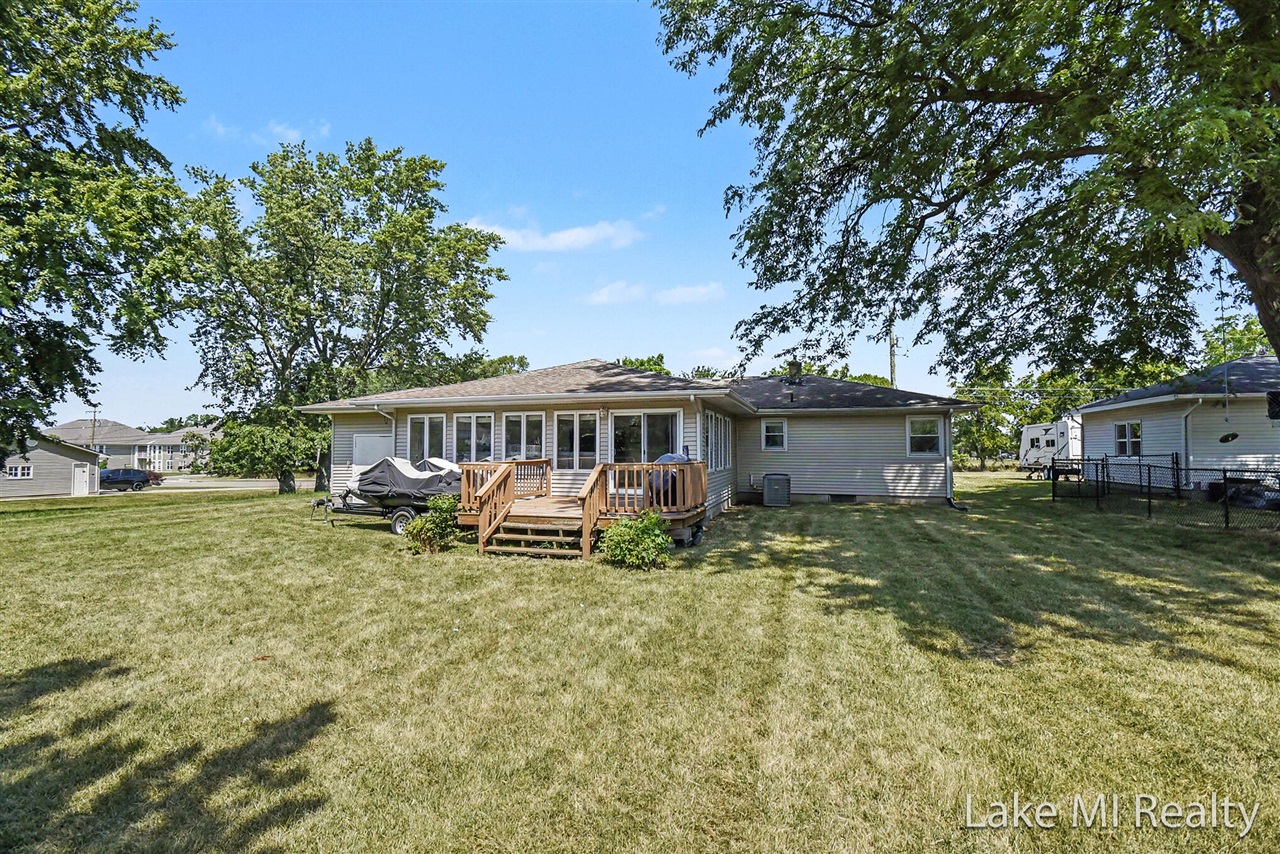 4th image of 2238 52Nd St, Wyoming, MI 49519 | MLS# 70549609