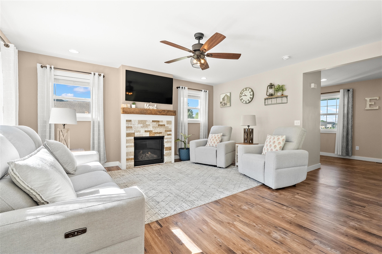 4th image of 50147 Jordan St, Paw Paw, MI 49079 | MLS# 70549611