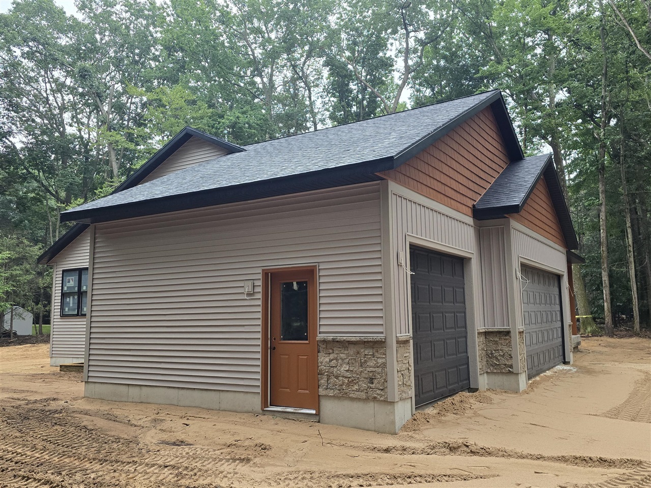 5th image of 918 Scenic Dr, Muskegon, MI 49445 | MLS# 70549616