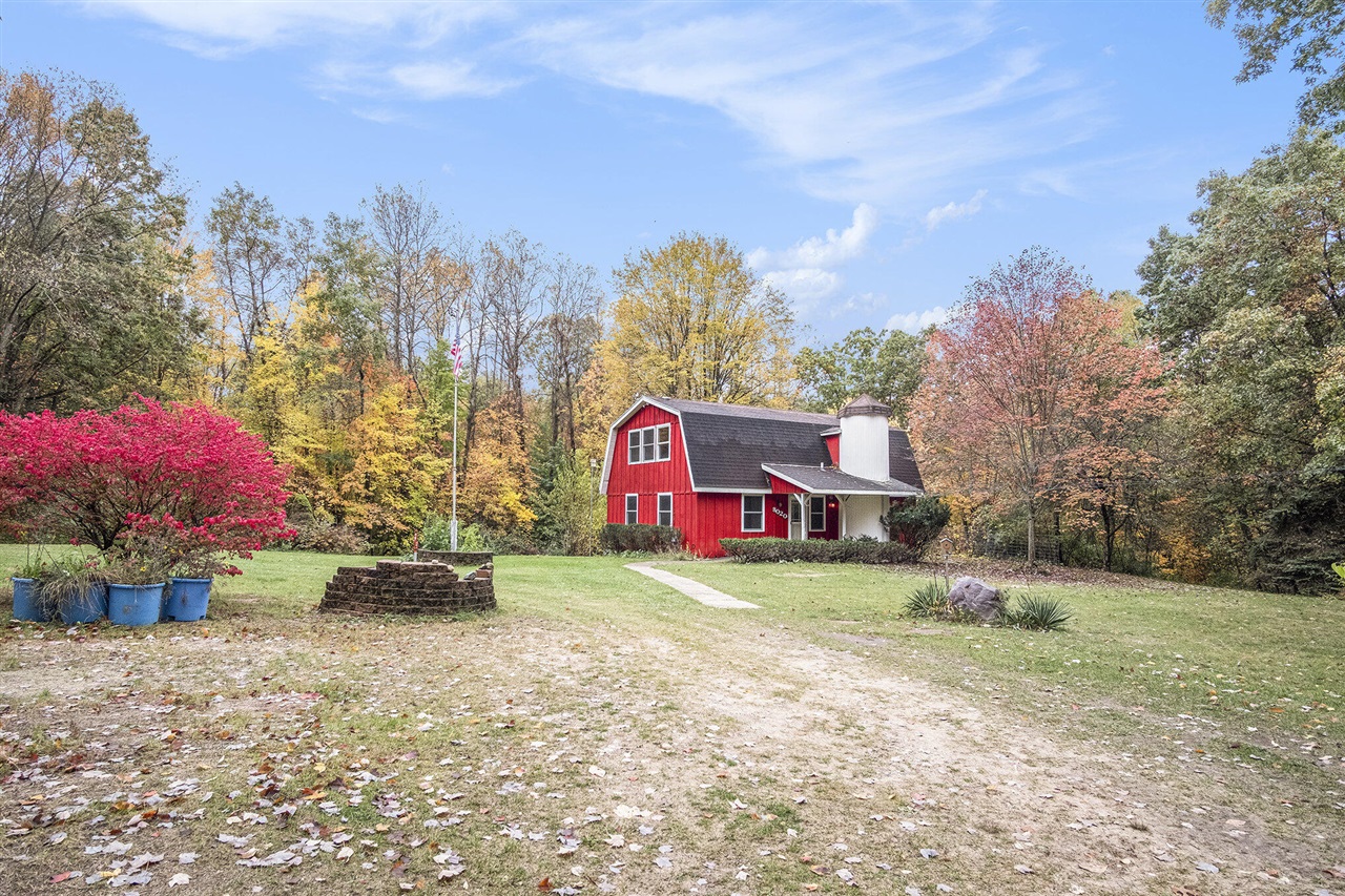 image of 8020 E 98th St, Howard City, MI 49329 | MLS# 70549655