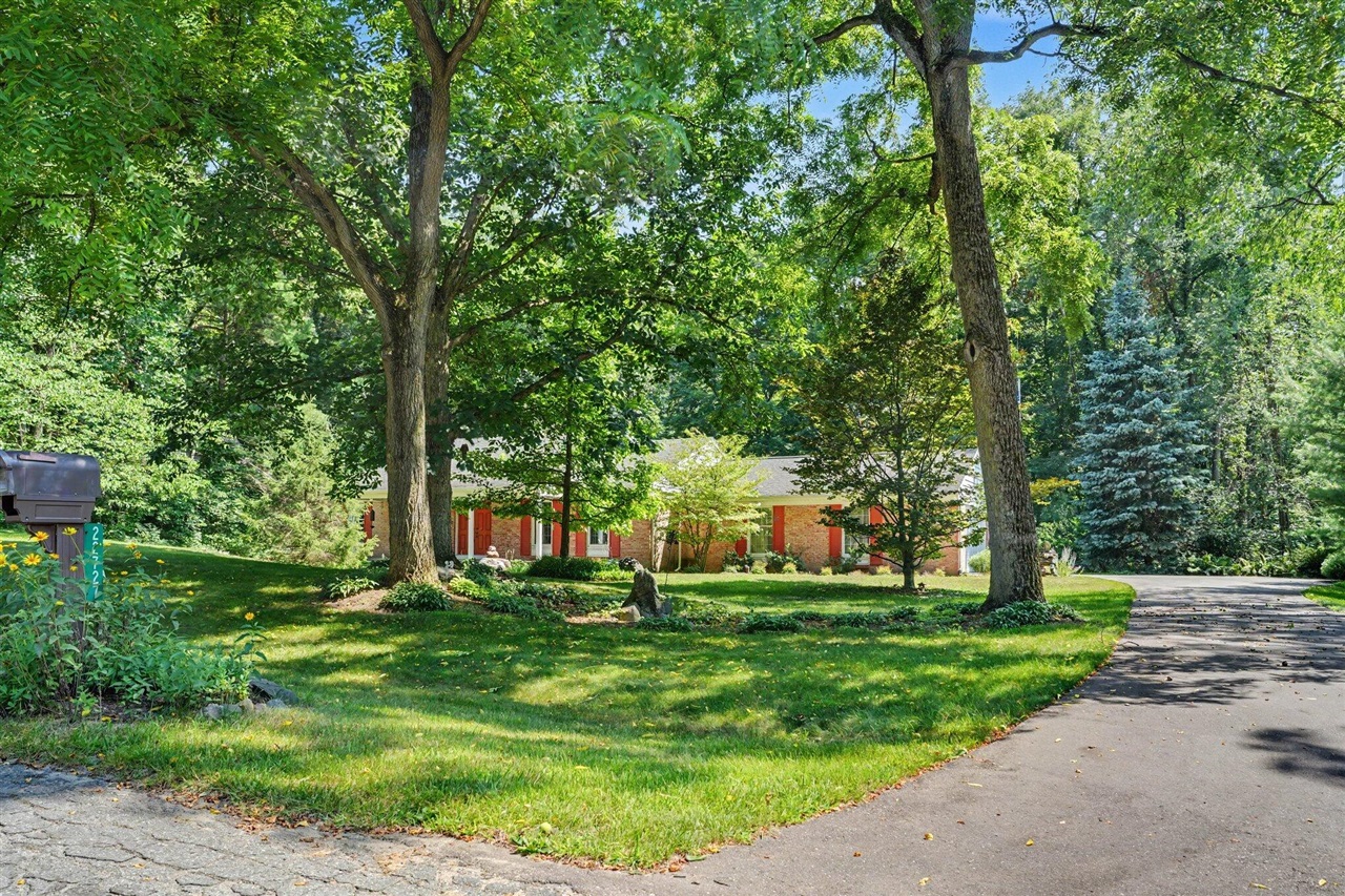 5th image of 22727 Sunset Dr, Kalamazoo, MI 49009 | MLS# 70549664