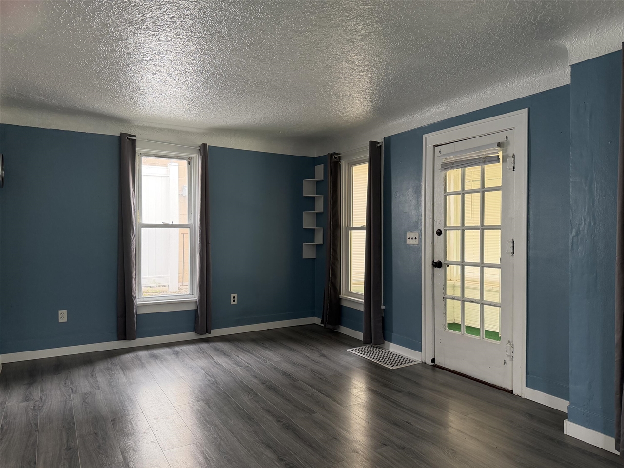 4th image of 120 Bent Oak Ave, Adrian, MI 49221 | MLS# 70549679