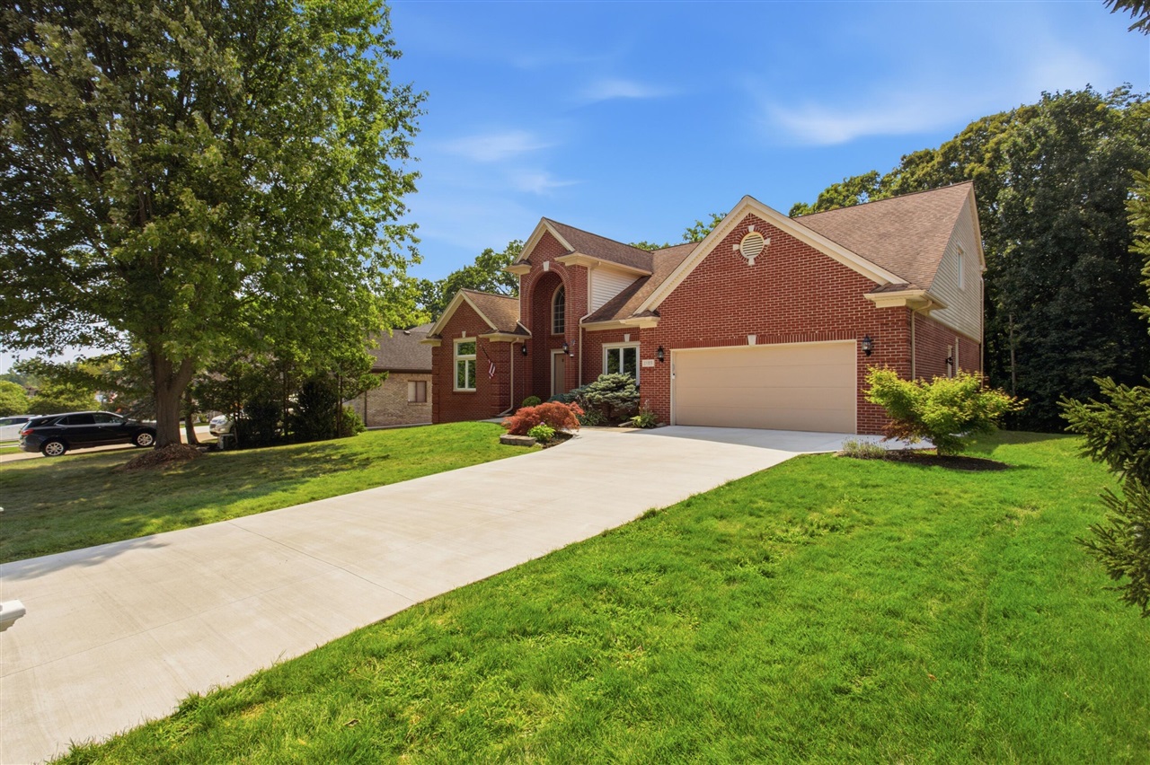 5th image of 2189 Clinton View Cir, Rochester Hills, MI 48309 | MLS# 70549704