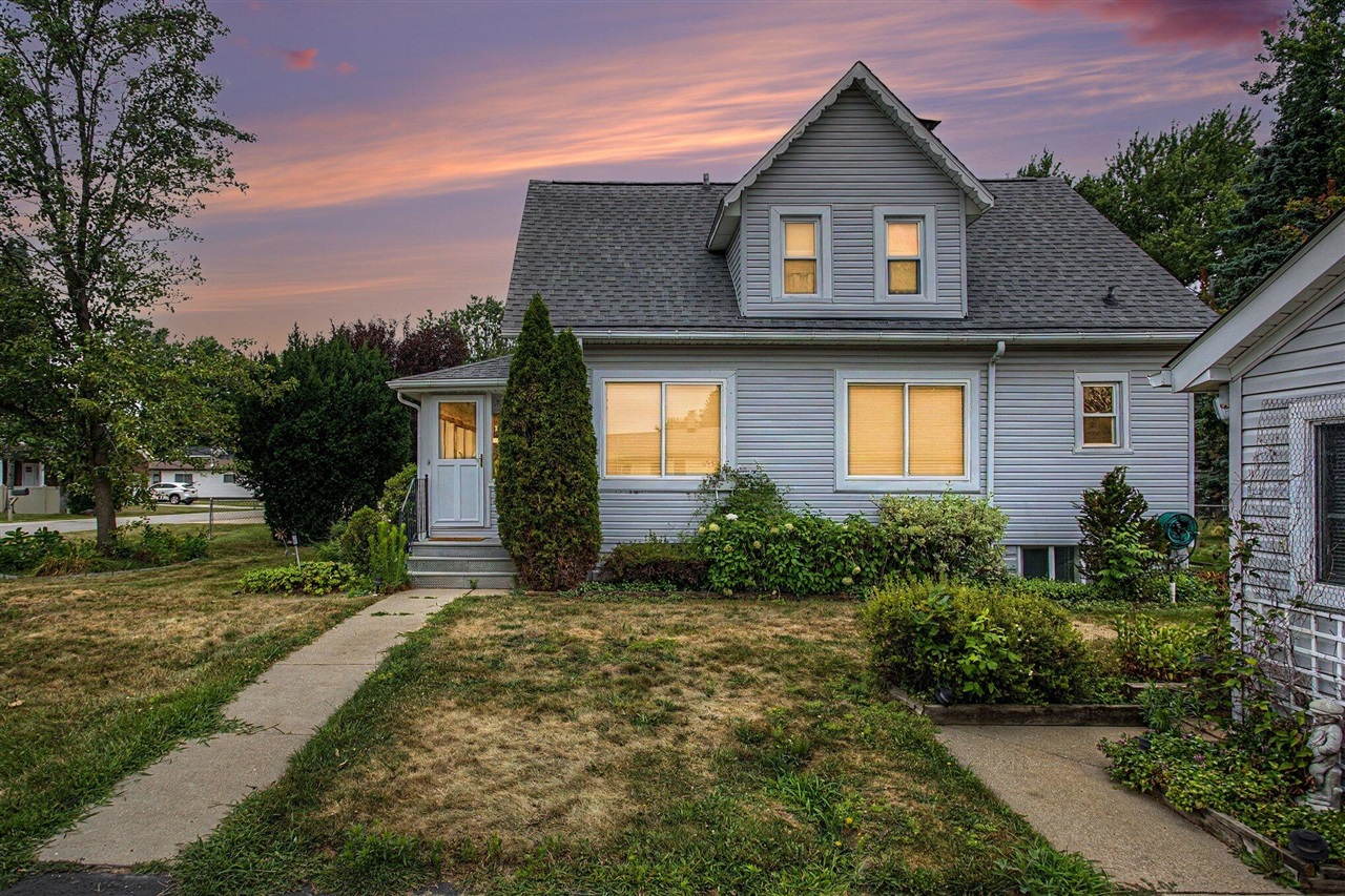 1st image of 2901 Hartline Dr, Rochester Hills, MI 48309 | MLS# 70549727