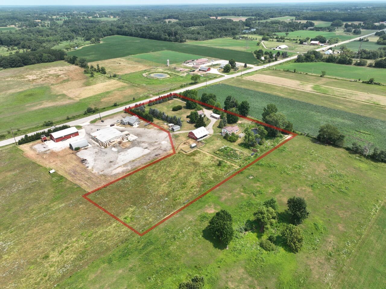 2nd image of 3810 W 72nd St, Newaygo, MI 49337 | MLS# 70549729