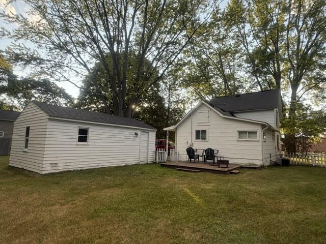 3rd image of 28 W Post St, Newaygo, MI 49337 | MLS# 70549760