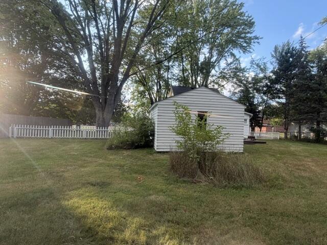5th image of 28 W Post St, Newaygo, MI 49337 | MLS# 70549760