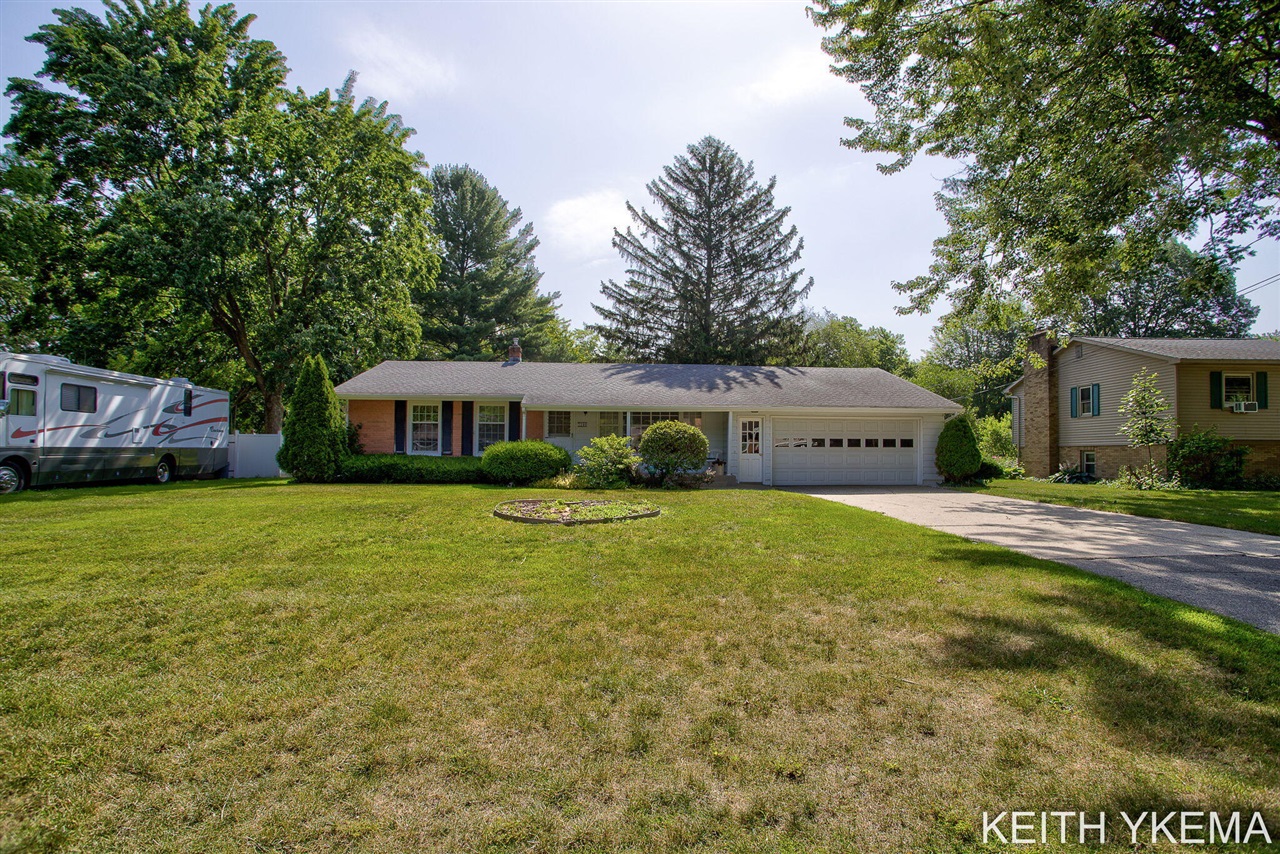 3rd image of 7296 Sunset Ave, Jenison, MI 49428 | MLS# 70549781