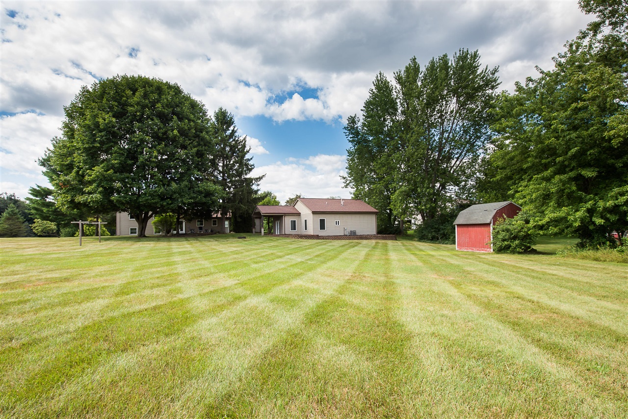 2nd image of 9613 Horseshoe Bnd, Dexter, MI 48130 | MLS# 70549787