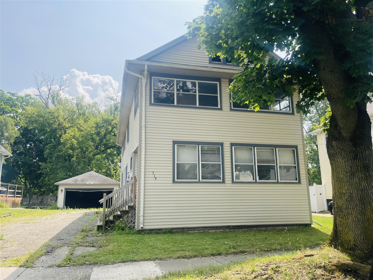 1st image of 519 Seymour Ave, Jackson, MI 49202 | MLS# 70549828