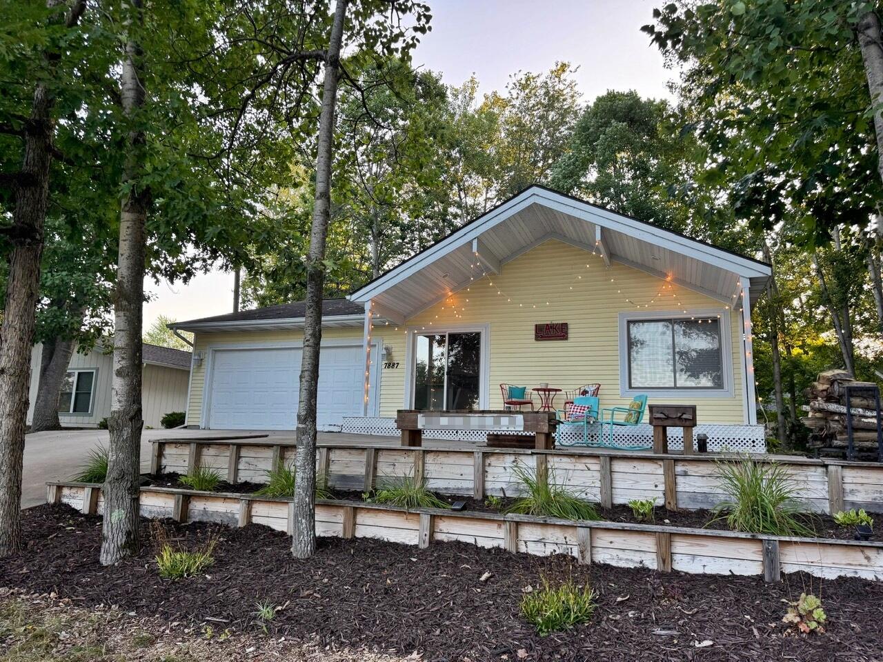 image of 7887 Sixth St, Stanwood, MI 49346 | MLS# 70549846