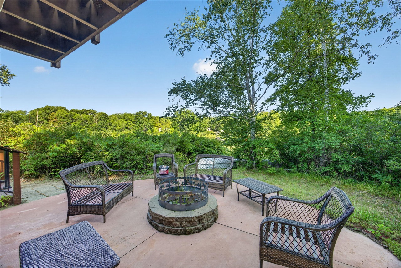 image of 9880 85th Ave, Mecosta, MI 49332 | MLS# 70549903
