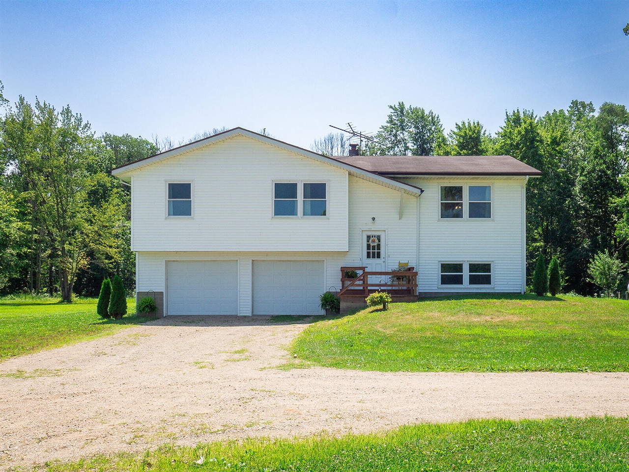 1st image of 35159 40th Ave, Paw Paw, MI 49079 | MLS# 70549922