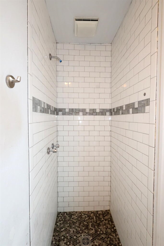 10th image of 176 W Pearl St, Coldwater, MI 49036 | MLS# 70549930
