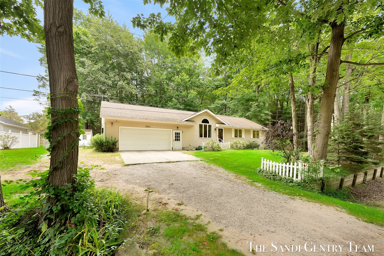 5th image of 18362 168Th Ave, Spring Lake, MI 49456 | MLS# 70549990