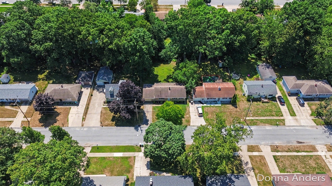 5th image of 1296 Katrina Dr, Grand Rapids, MI 49508 | MLS# 70549991