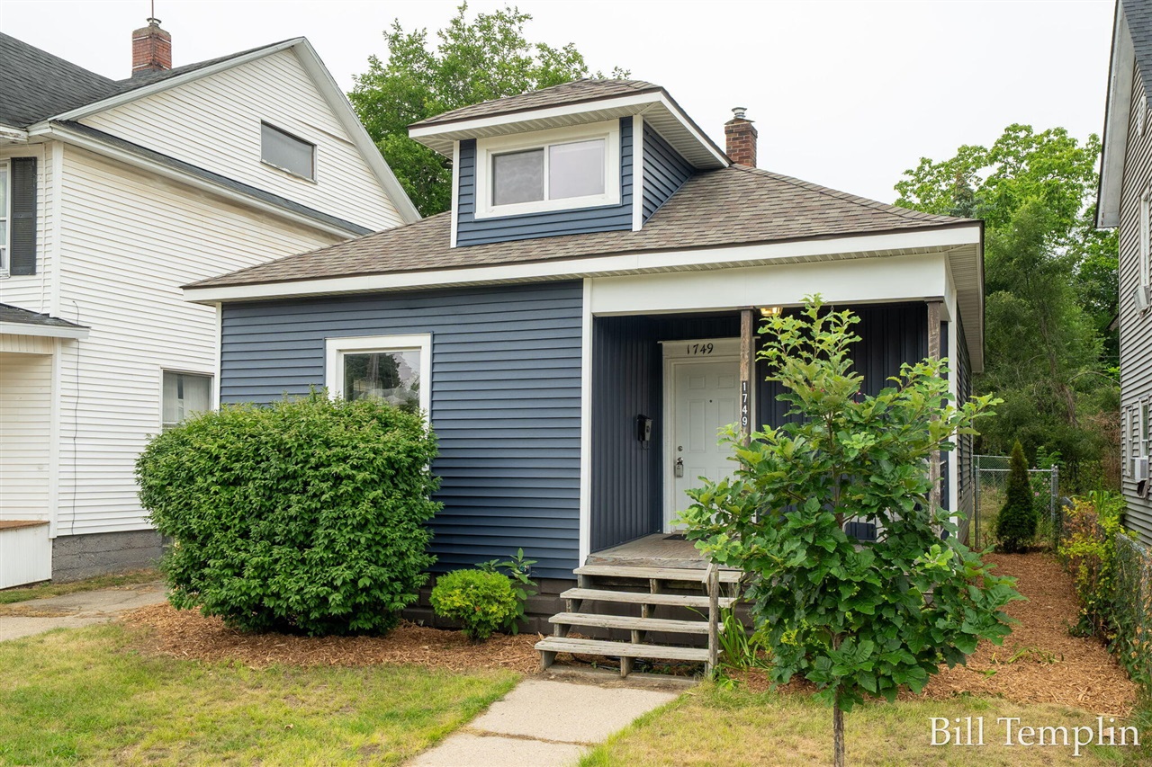 2nd image of 1749 Jefferson Ave, Grand Rapids, MI 49507 | MLS# 70549994