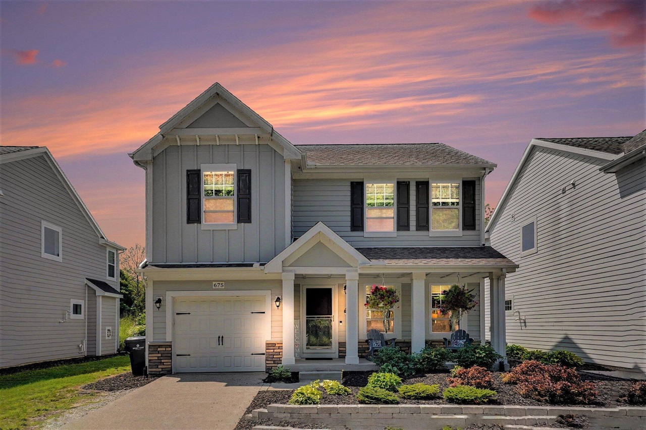 2nd image of 675 Meadow Dr, South Haven, MI 49090 | MLS# 70550036