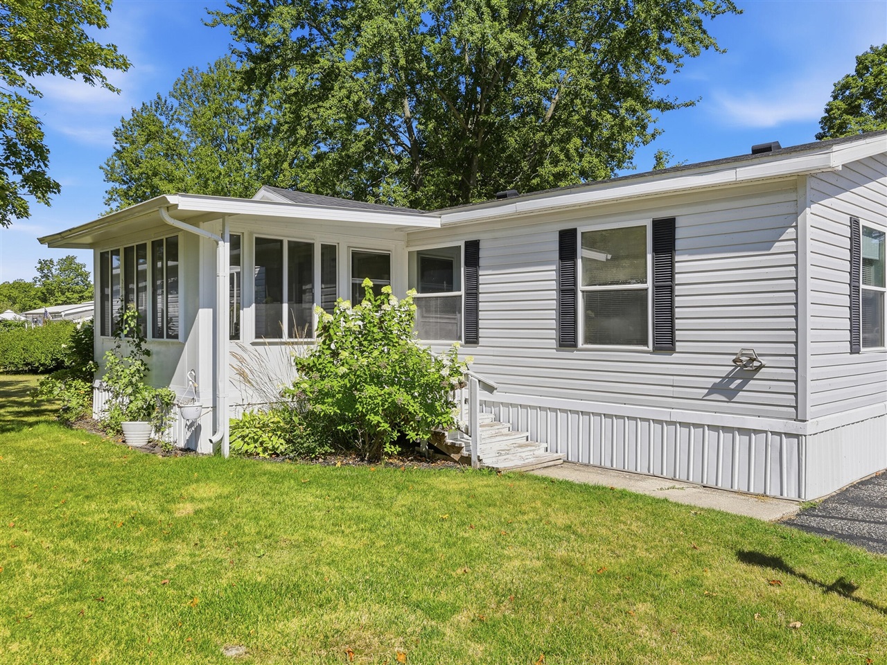4th image of 65 Hemlock Ave, Cedar Springs, MI 49319 | MLS# 70550049
