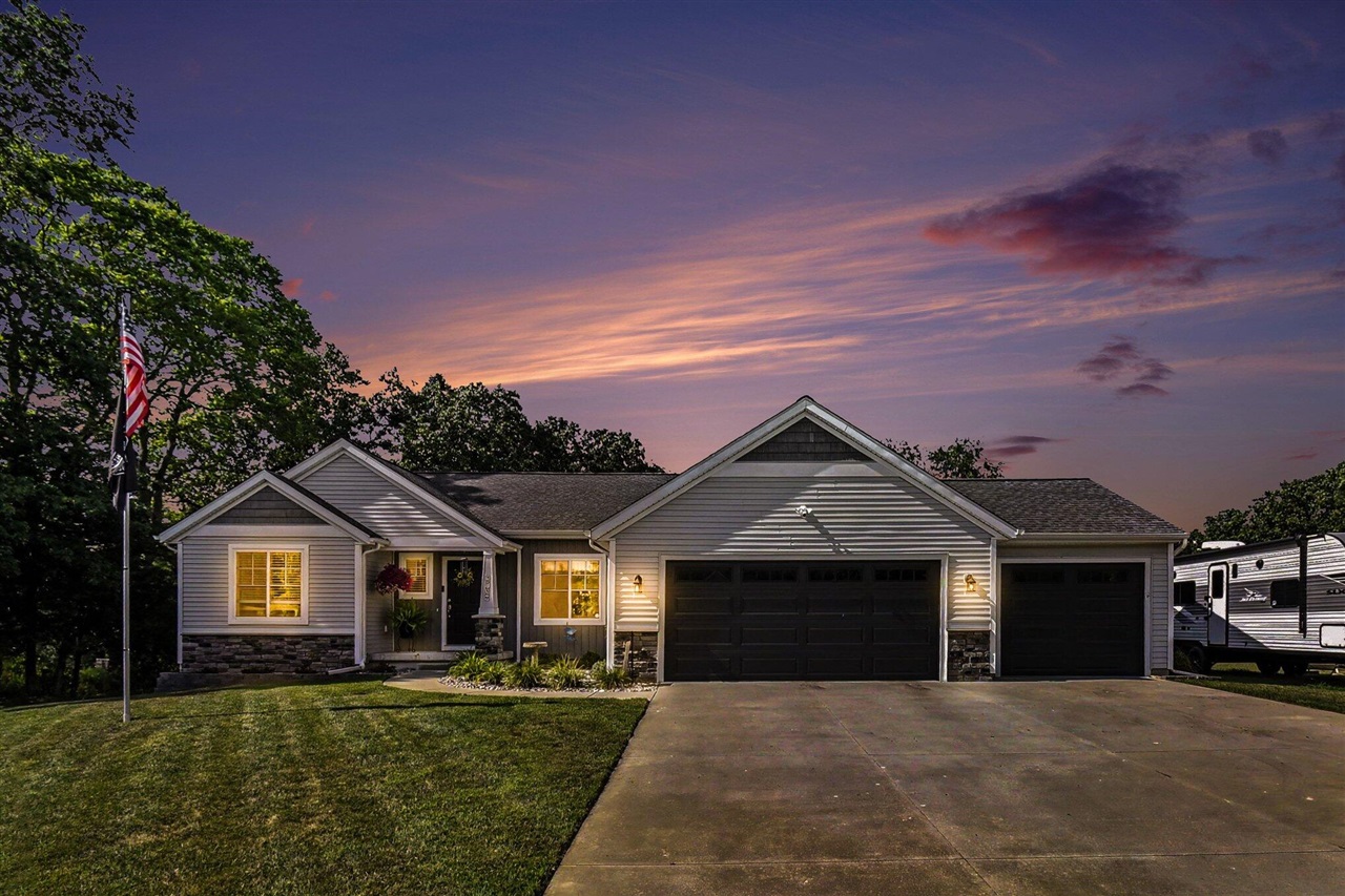 2nd image of 2759 Wildflower Dr, Middleville, MI 49333 | MLS# 70550052