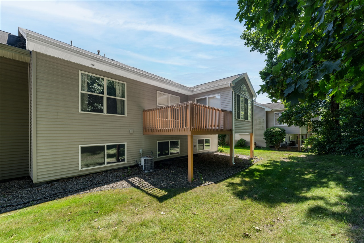 4th image of 1364 Tanager Ln, Kalamazoo, MI 49009 | MLS# 70550053