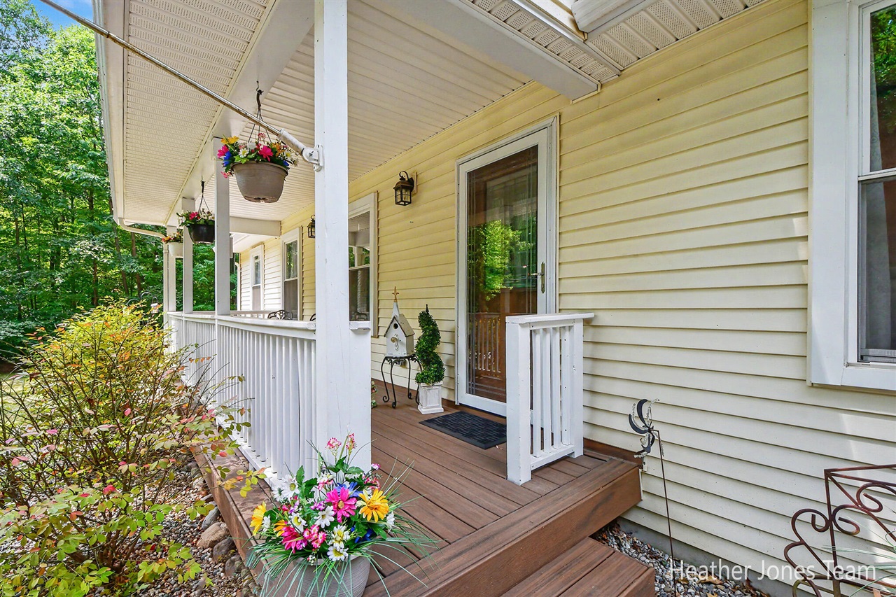 3rd image of 6936 Schmeid Rd, Lakeview, MI 48850 | MLS# 70550054