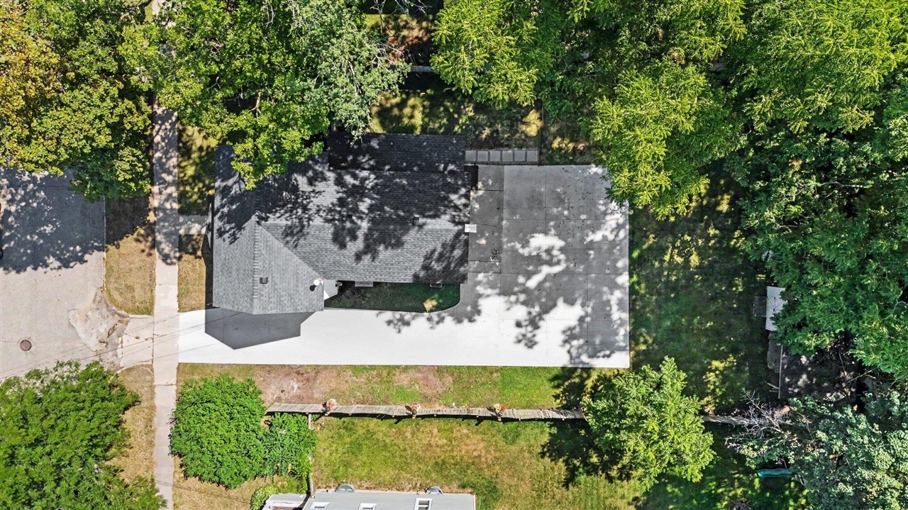4th image of 217 E Liberty St, Belding, MI 48809 | MLS# 70550062
