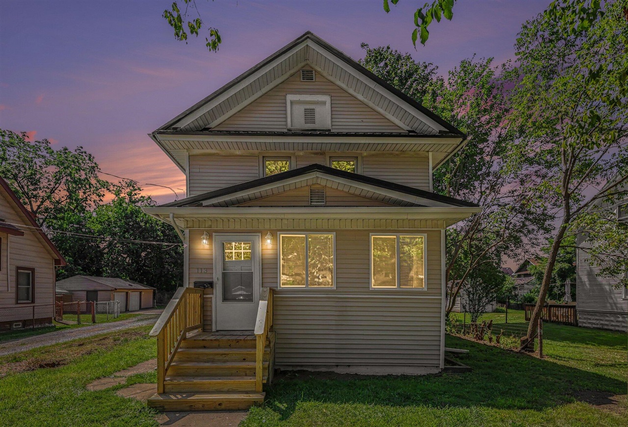 2nd image of 113 E Robinson St, Jackson, MI 49203 | MLS# 70550066