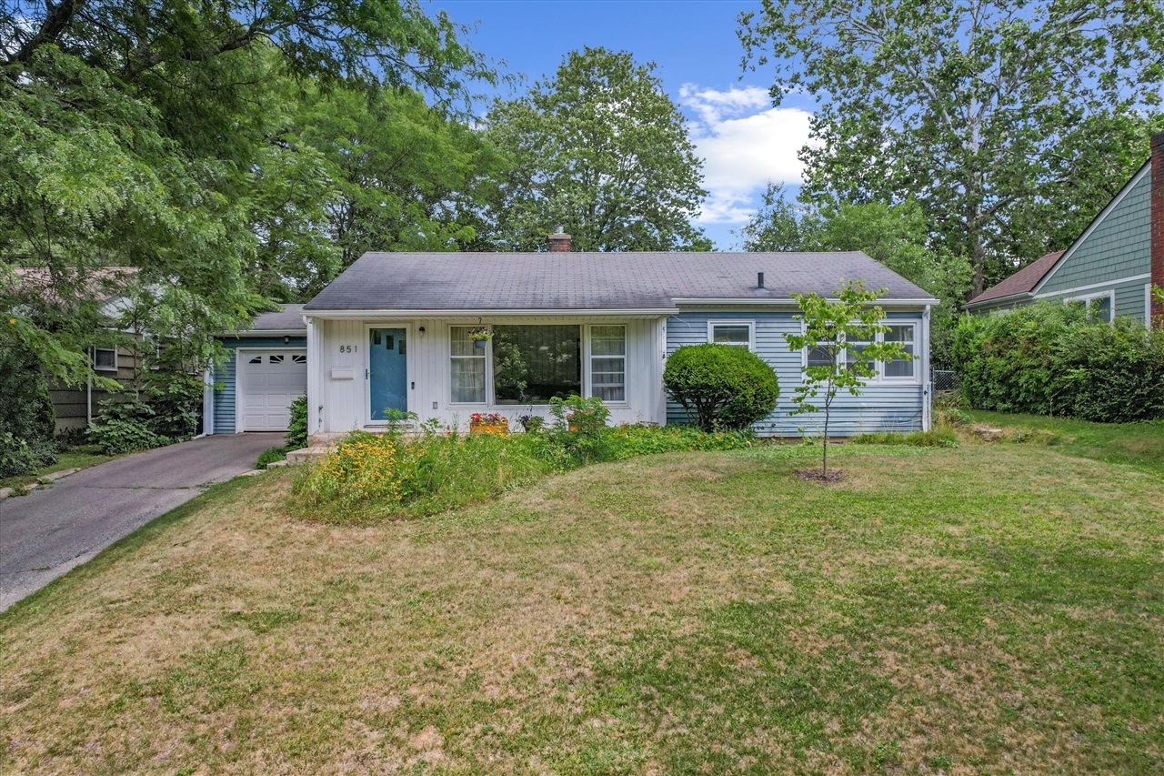 1st image of 851 Mt Pleasant Ave, Ann Arbor, MI 48103 | MLS# 70550091