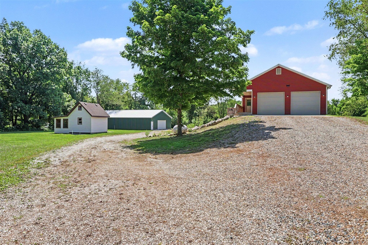 1st image of 10064 Love Rd, Bellevue, MI 49021 | MLS# 70550096