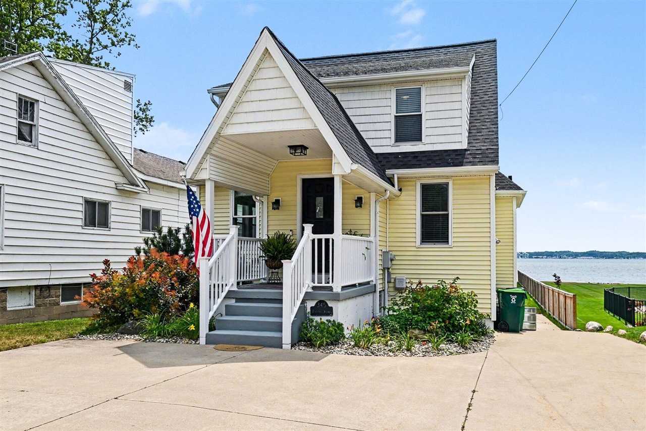 2nd image of 345 Ruddiman Dr, Muskegon, MI 49445 | MLS# 70550097